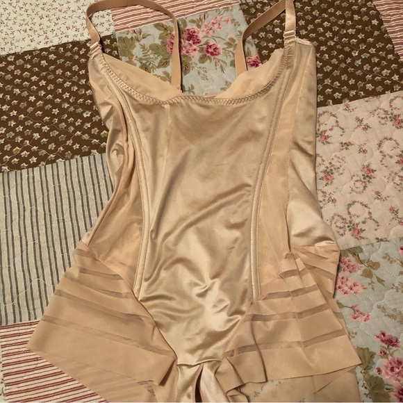 Maidenform Intimates & Sleepwear Self Expressions Maidenform Wear